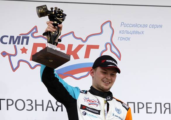 Григорий Бурлуцкий начал сезон-2018 в РСКГ с победы на этапе в Грозном