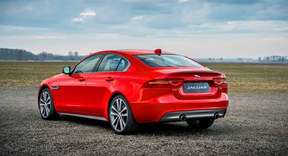 Jaguar выпустил спортивную версию седана XE