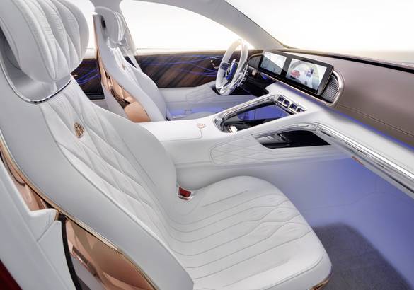 Внедорожник Mercedes-Maybach оказался седаном