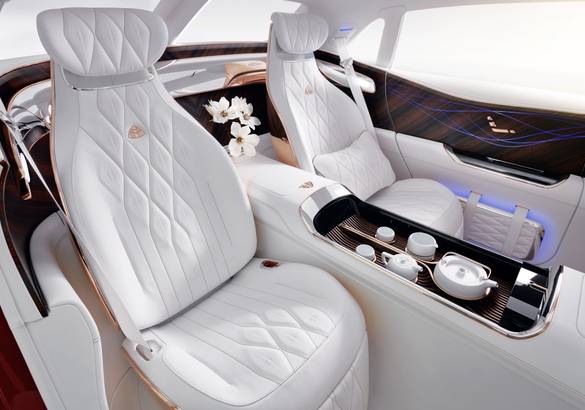 Внедорожник Mercedes-Maybach оказался седаном