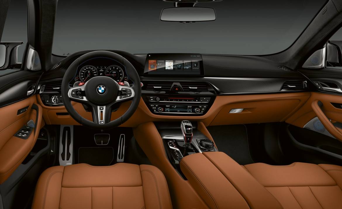 BMW представил новый M5 Competition