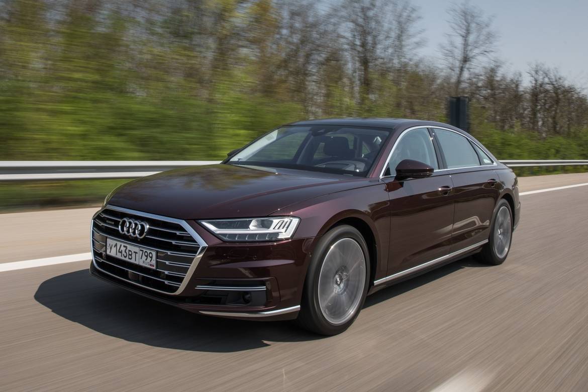Встречаем новую Audi A8: премьерный тест немецкого флагмана