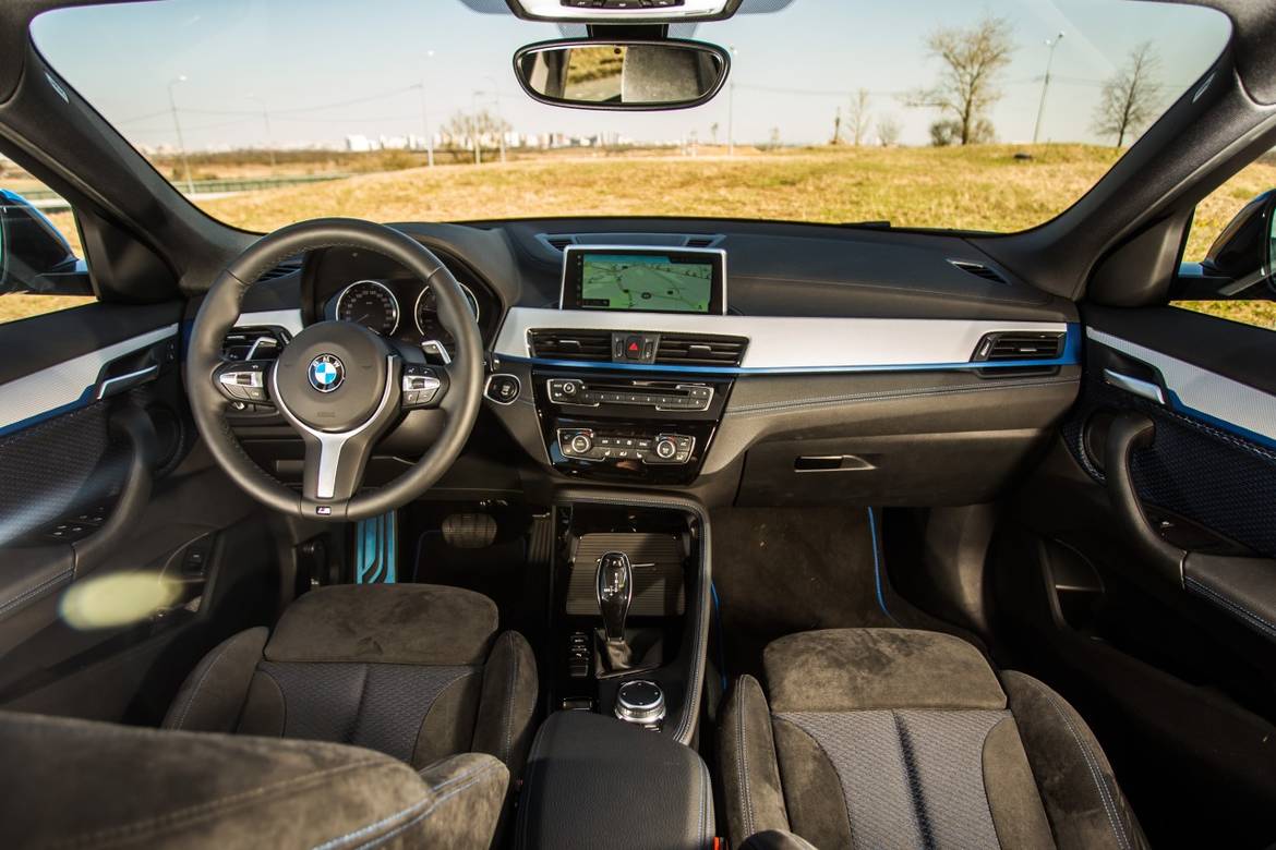 Тест-драйв BMW X2 и Jaguar E-Pace: подрастающее поколение