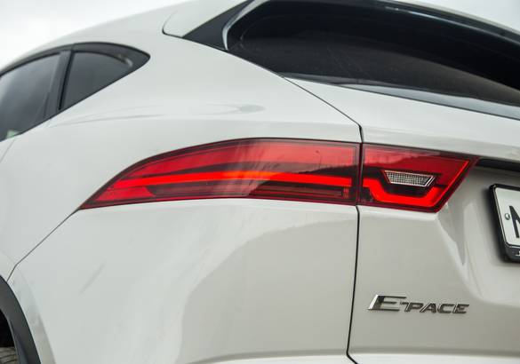 Тест-драйв BMW X2 и Jaguar E-Pace: подрастающее поколение
