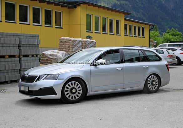 Skoda начала тестировать новую Octavia