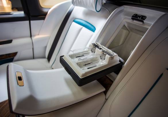 Rolls-Royce Cullinan представлен в России