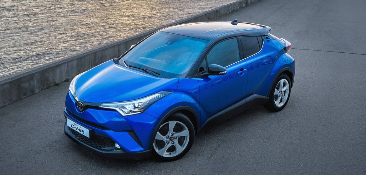 Toyota разочаровала комплектациями нового кроссовера C-HR