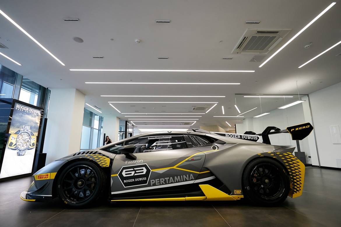 Lamborghini продолжает открывать автосалоны в России