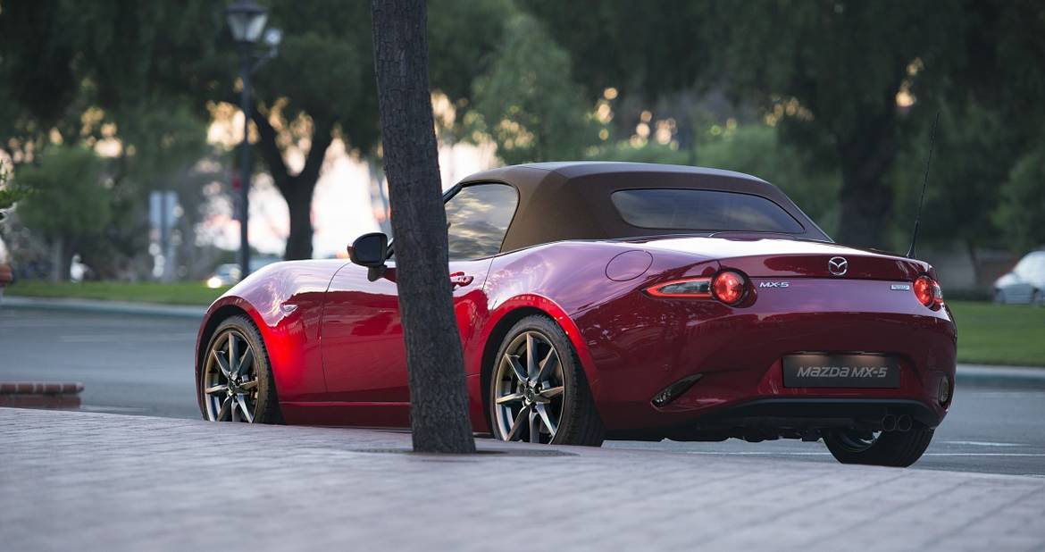 Mazda обновила родстер MX-5