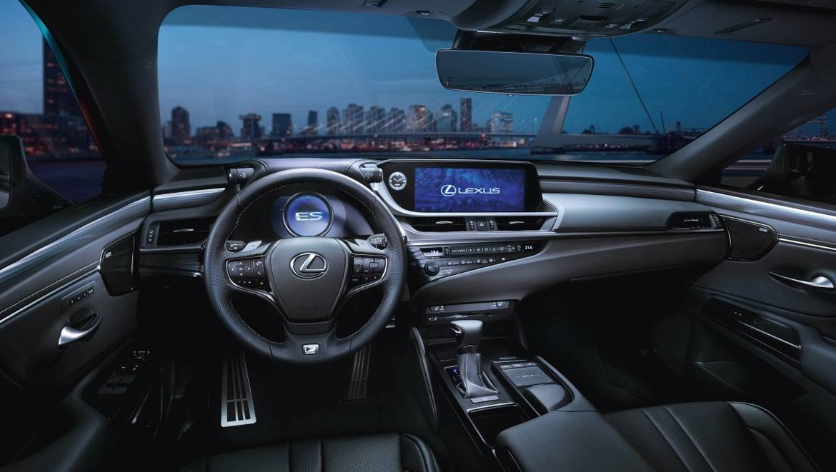 Новый Lexus ES доступен для заказа в России