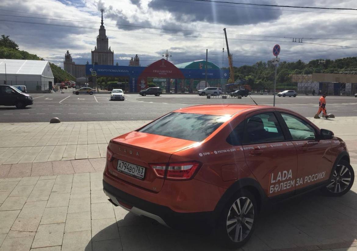 Путешествие из Петербурга в Москву... через Прибалтику: пять  столиц за пять дней на Lada Vesta Cross