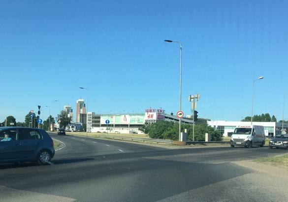 Путешествие из Петербурга в Москву... через Прибалтику: пять  столиц за пять дней на Lada Vesta Cross
