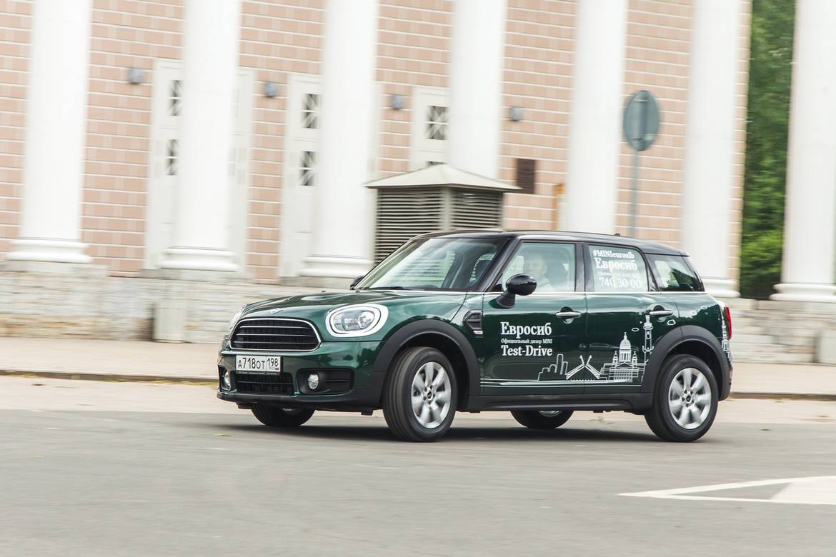 Тест-драйв Peugeot 3008 против Mini Cooper Countryman: мир спасает красота