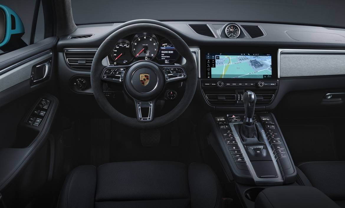 Porsche показал обновленный Macan
