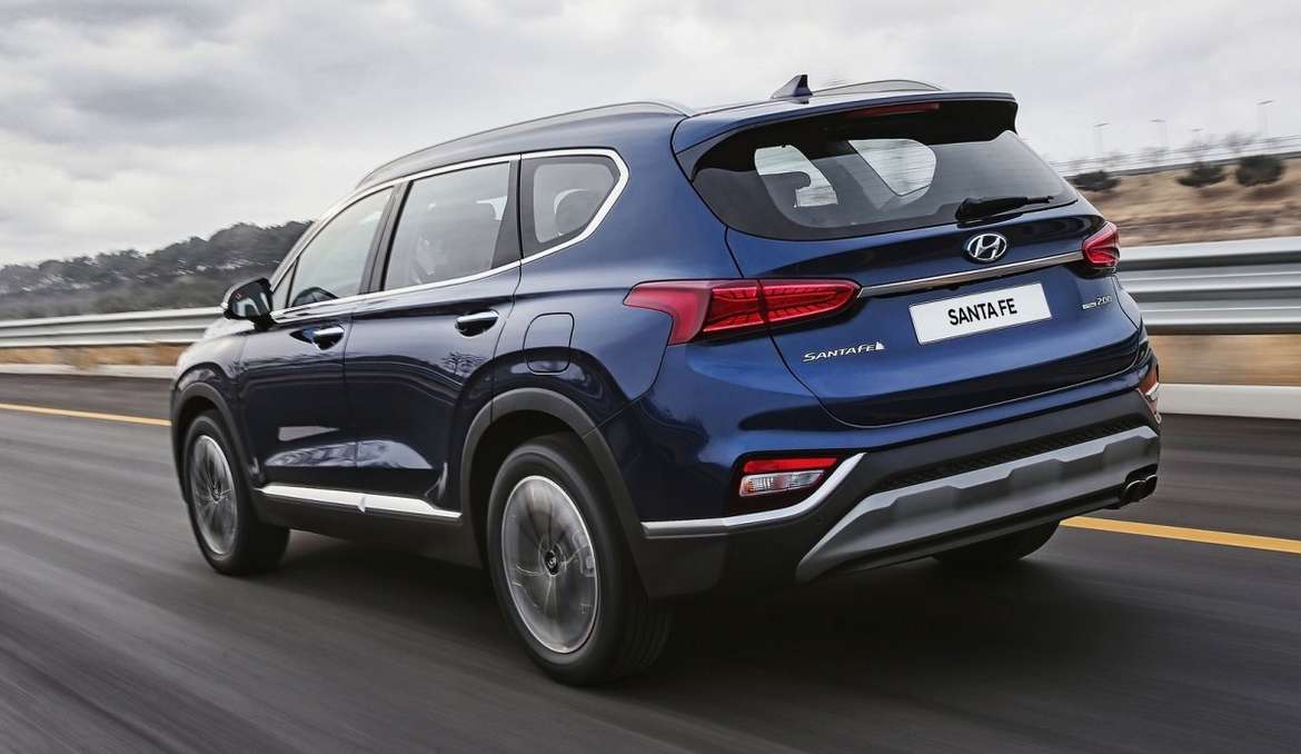 Новый Hyundai Santa Fe «доехал» до России