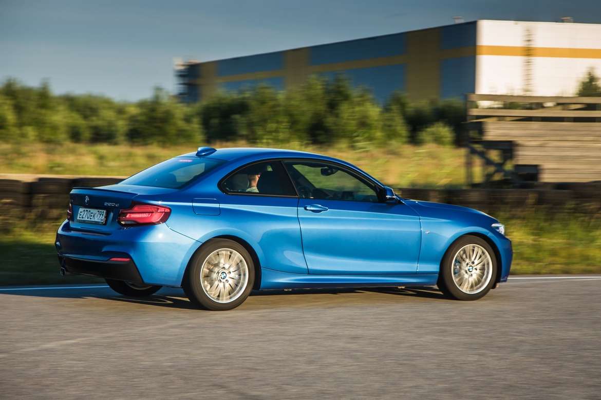 Тест-драйв BMW 220d M Sport: спорткар «по карману»