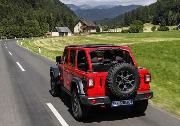Новый Jeep Wrangler получил российский ценник
