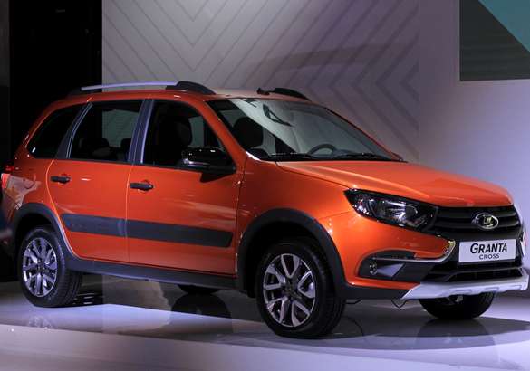 Сразу пять версий: АвтоВАЗ представил обновленную Lada Granta