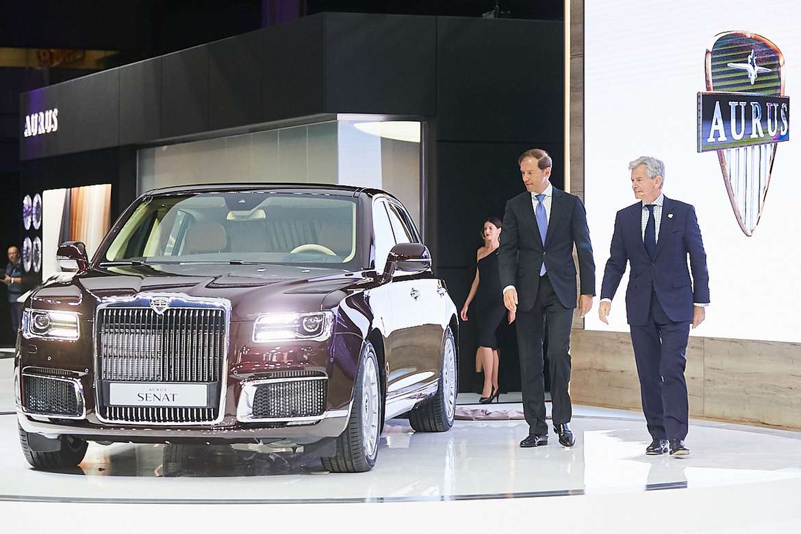 Мировая премьера Aurus на ММАС 2018: вся партия лимузинов на 2019 год продана