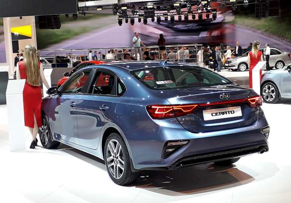 ММАС 2018: Kia представила новый универсал Ceed SportWagon