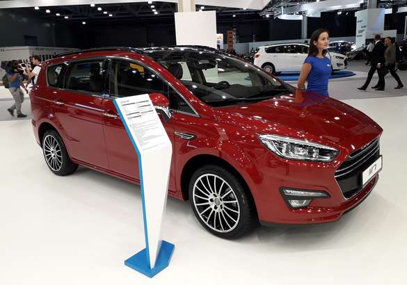 Lifan на ММАС 2018: минивэн, большой кроссовер и электрокар