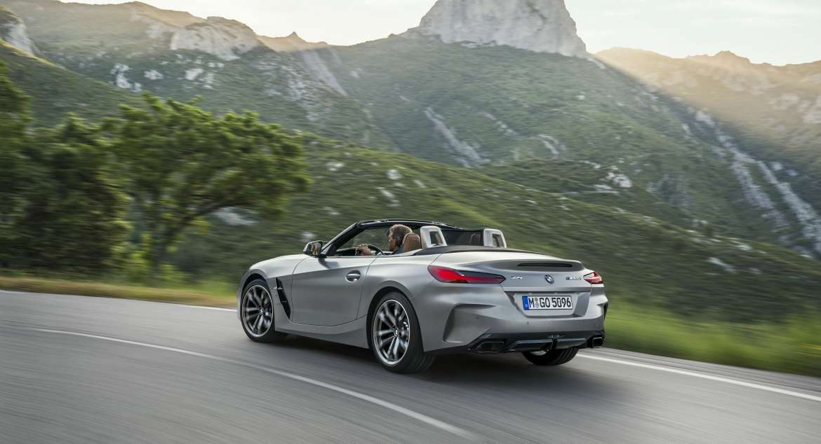 Новый BMW Z4 станет доступен в трех версиях