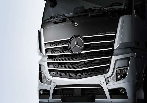 Mercedes-Benz Trucks представил топ-версию нового Actros
