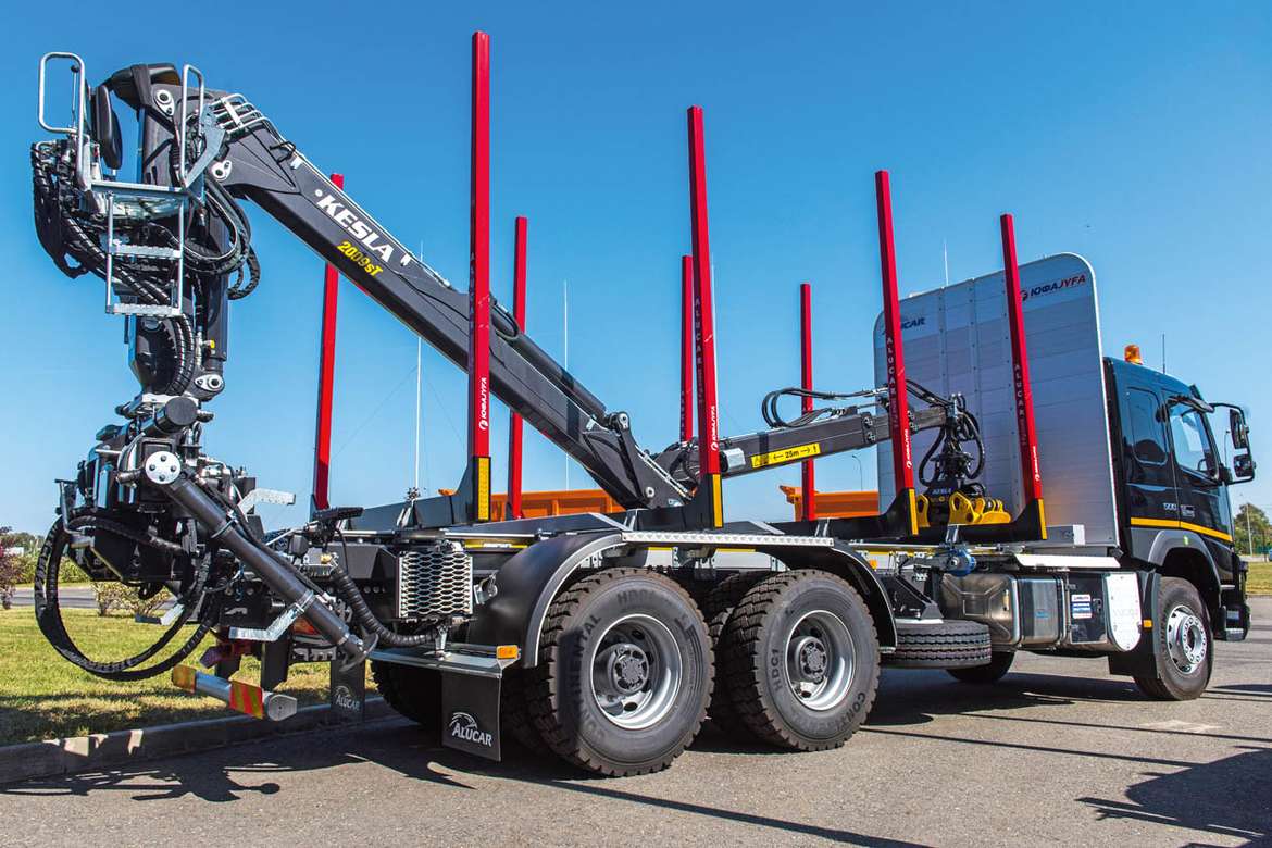 От лесовоза до мусоровоза: изучаем технику Volvo Trucks на заводе в Калуге