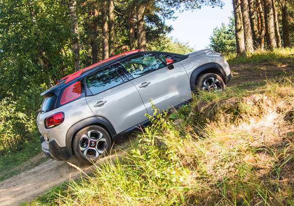 Тест-драйв Ford EcoSport и Citroen C3 Aircross: практичный или прикольный?