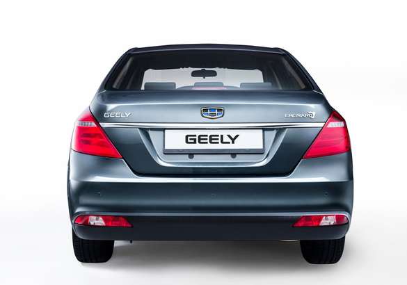 Обновленный Geely Emgrand 7 доехал до России