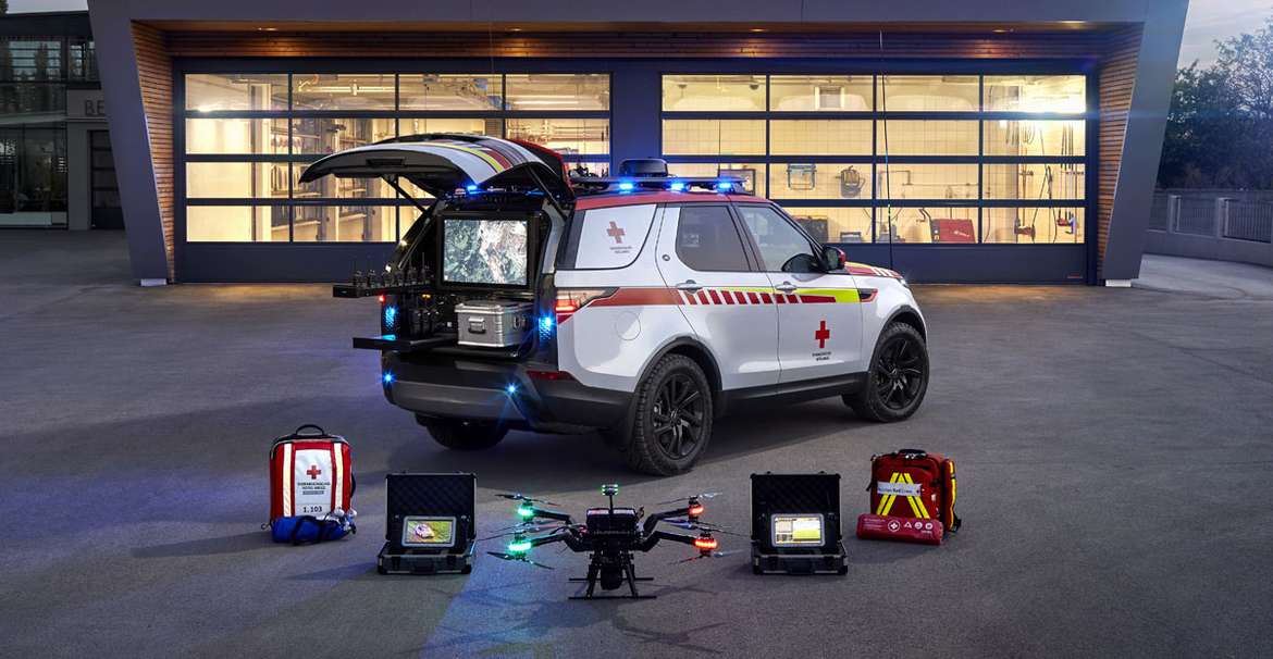 Land Rover Discovery пополнит парк Красного Креста