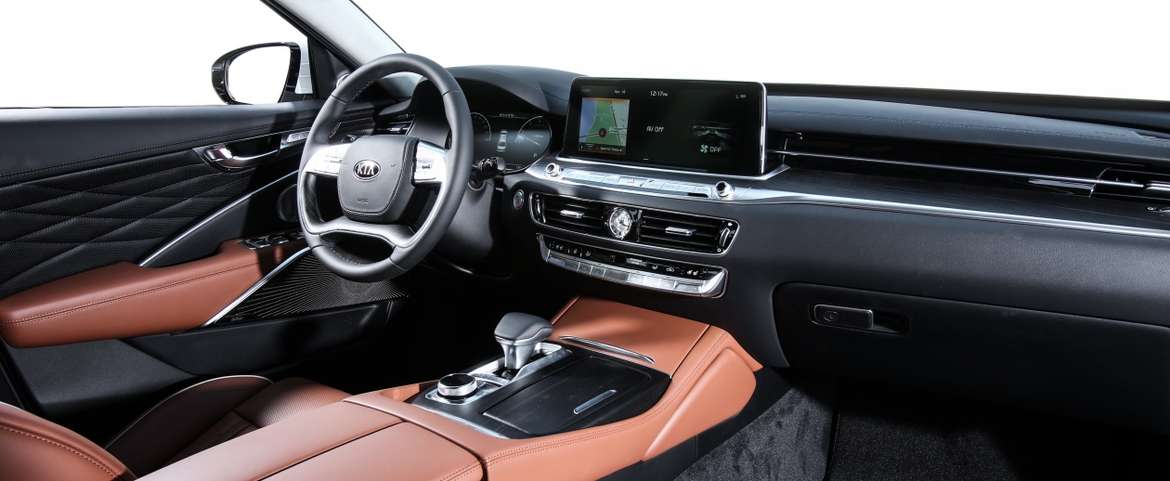 Kia K900 заменит Quoris в России