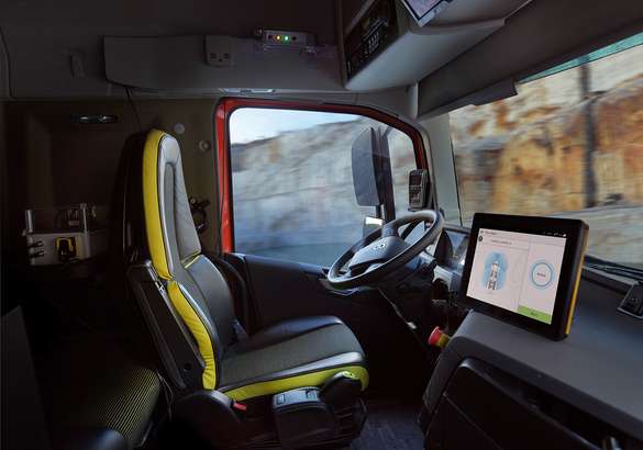 Беспилотные решения от Volvo Trucks набирают обороты