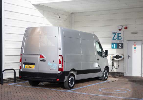 Новый Renault Master Z.E. пошел в массы