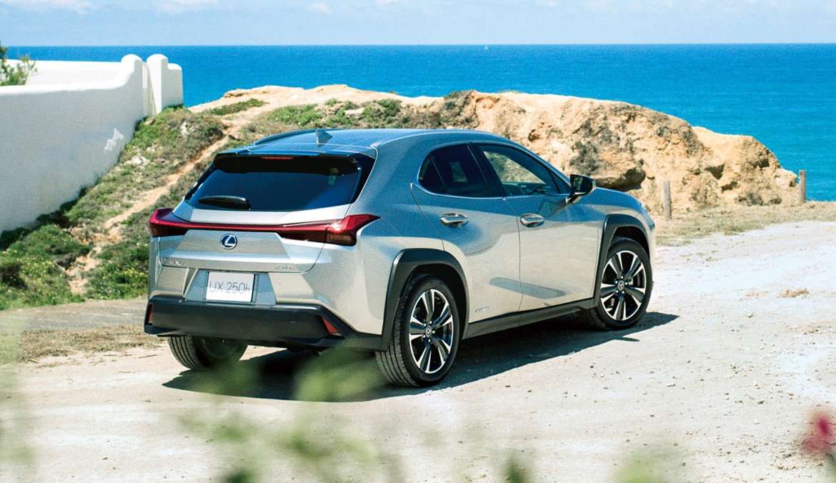 Новый Lexus UX поступил в продажу