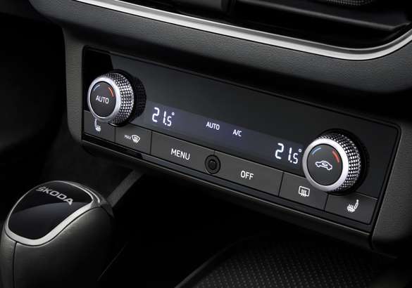 Skoda показала интерьер новой Scala