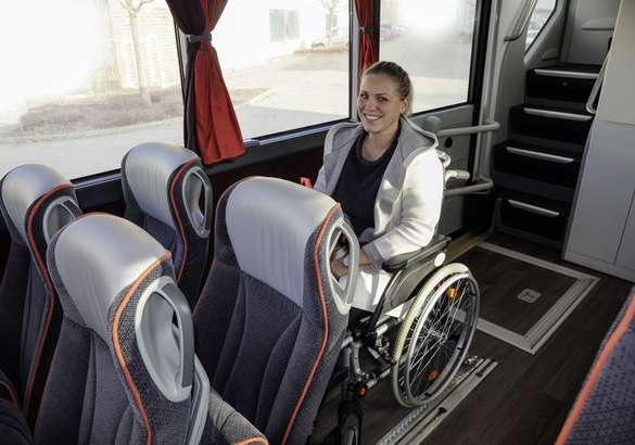 В автобусах Daimler учтены нужды людей с ограниченной подвижностью