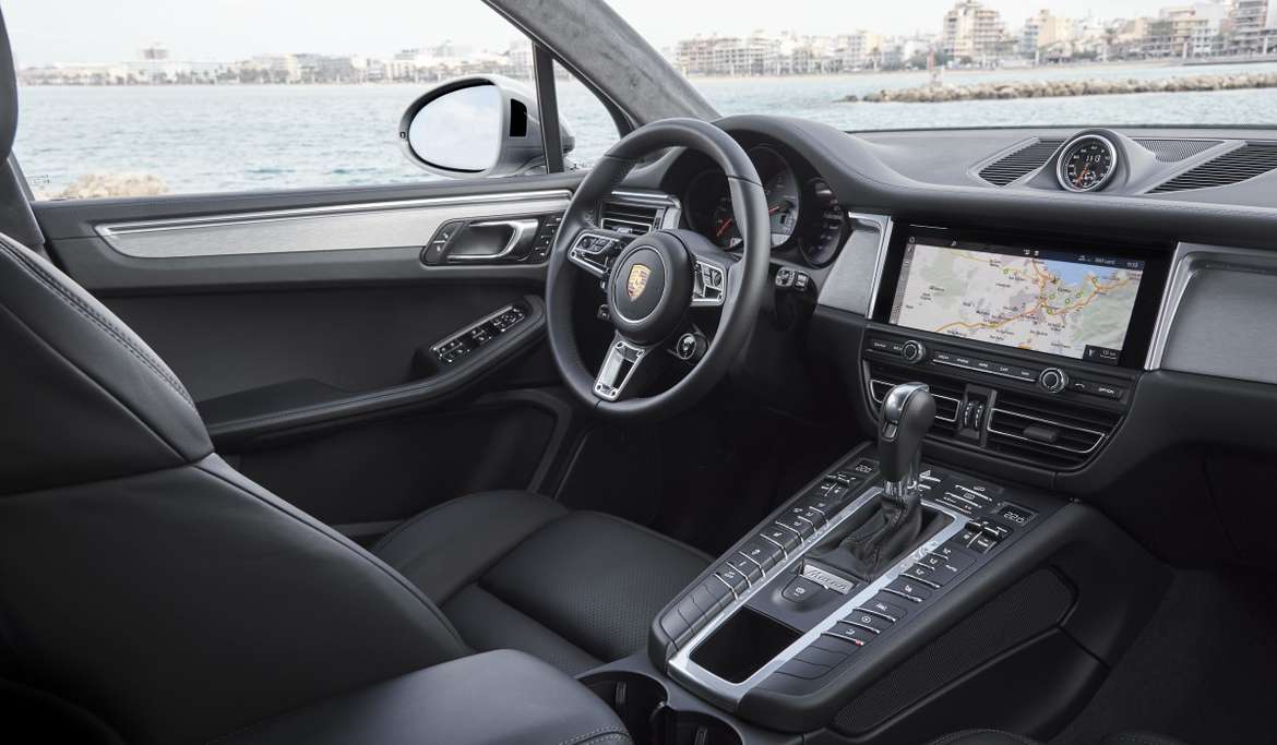Обновленный Porsche Macan S получил новый двигатель