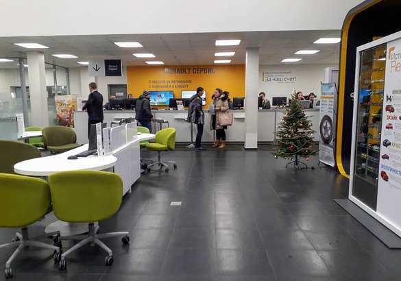 Официальный дилер против FIT Service: ремонтируем редакционный Renault Symbol