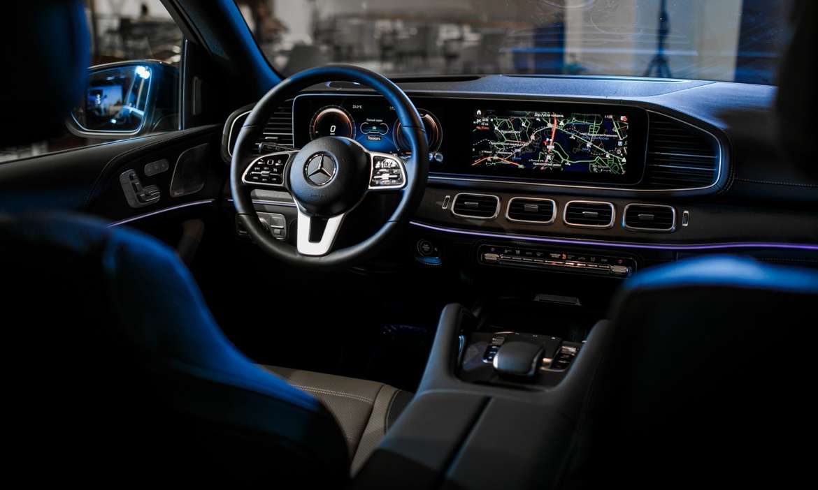 Mercedes показал в России новый GLE