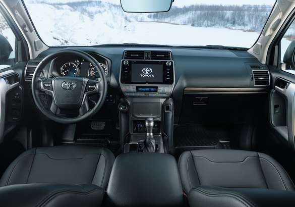 Toyota привезет российским дилерам «стильную» спецверсию Land Cruiser Prado