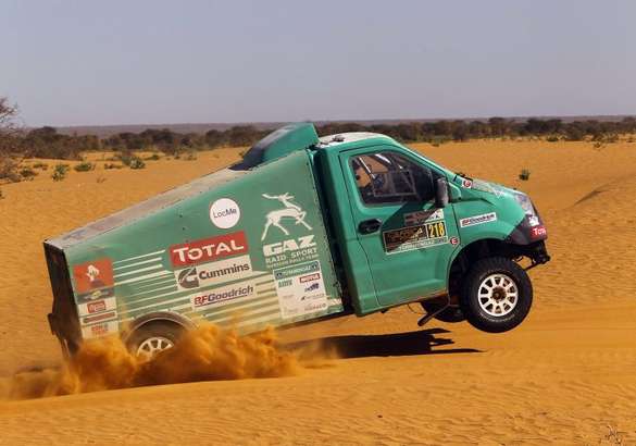 «Africa Eco Race-2019»: дебют «Газелей» и победа россиянина в классе «T2»