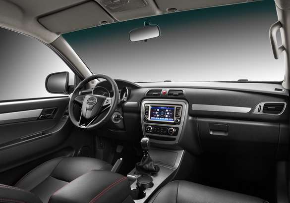 Китайский пикап JAC T6 доедет до России в этом году