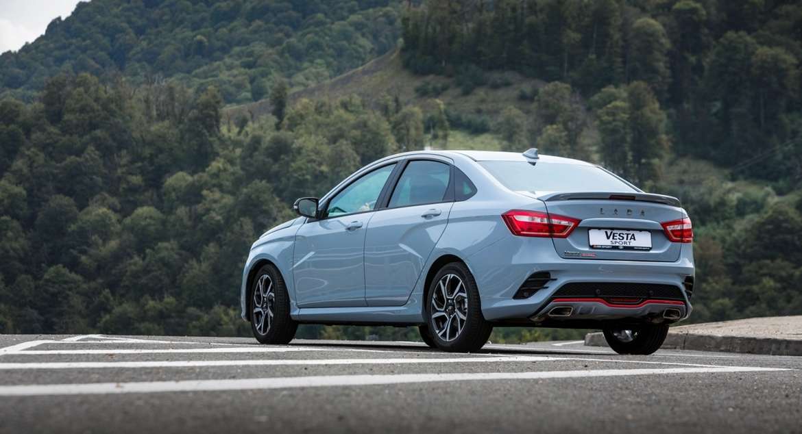 Цена Lada Vesta Sport перевалила за миллион рублей