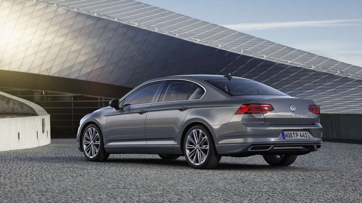 Volkswagen представит в Женеве обновленный Passat