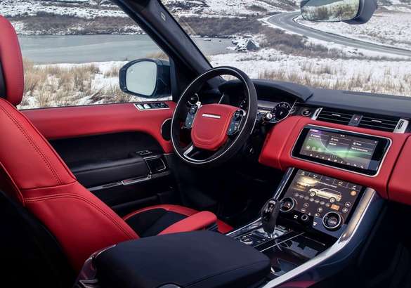 Range Rover Sport получит гибридную спецверсию HST