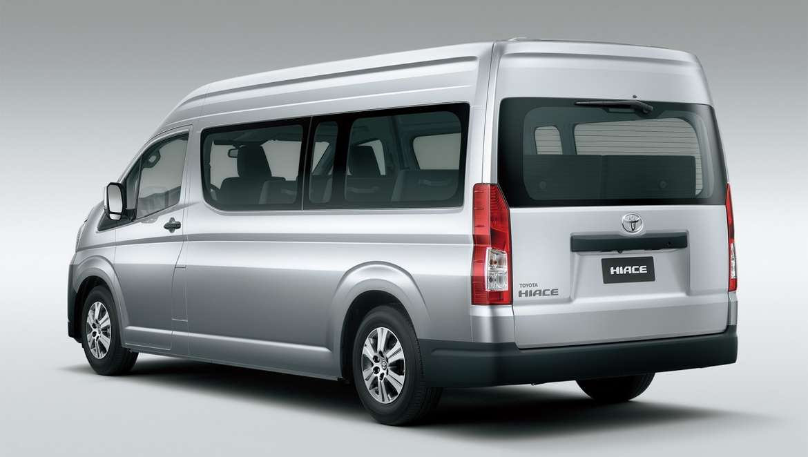 Toyota представила вэн Hiace нового поколения