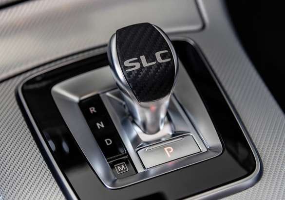 Mercedes выпустит финальное издание родстера SLC