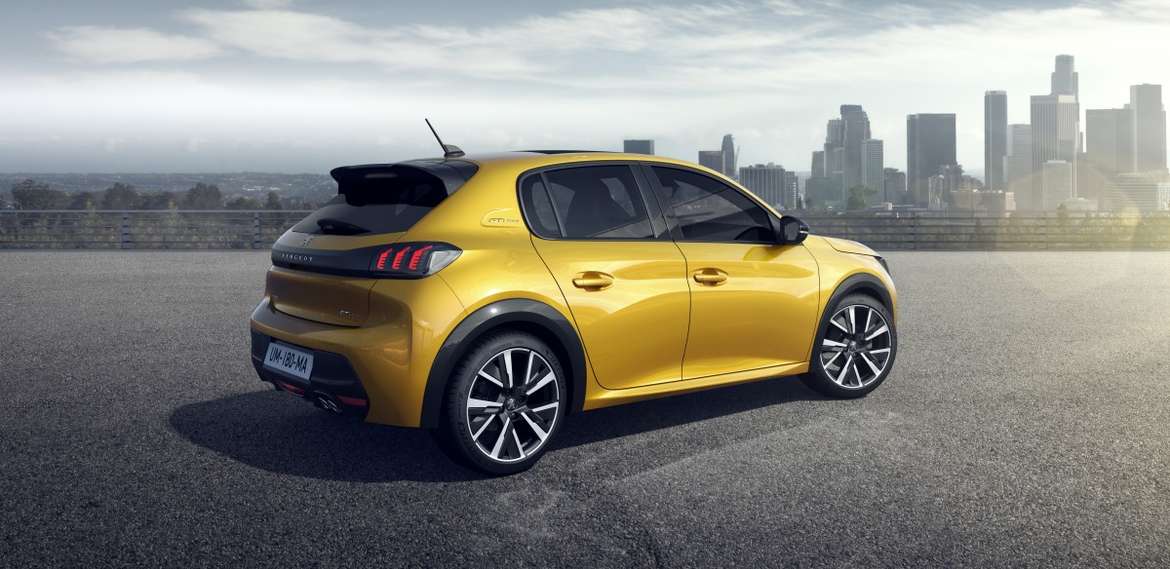 Peugeot покажет в Женеве новый 208