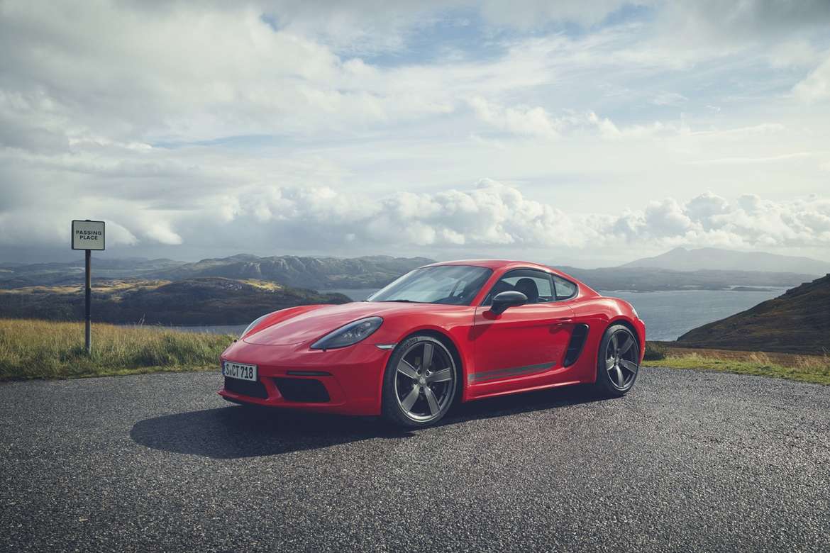 Porsche привез в Женеву новый 911 Cabriolet